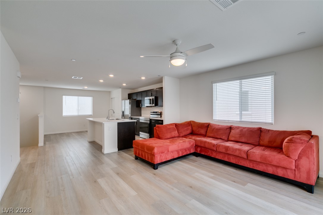 6860 Prairie Pearl Street Las Vegas NV 89148