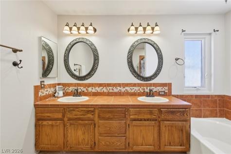 2023 Waverly Circle Henderson NV 89014