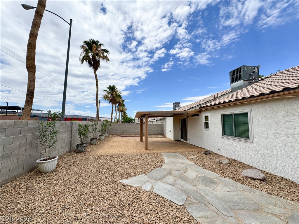 889 Cozy Valley Street Henderson NV 89015