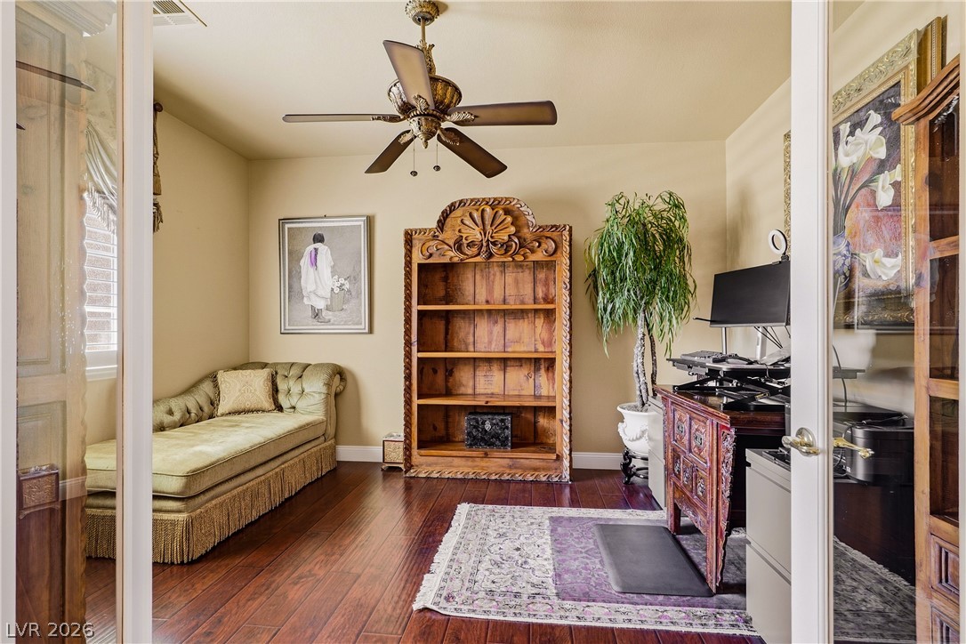 9518 Quiet Valley Avenue Las Vegas NV 89149