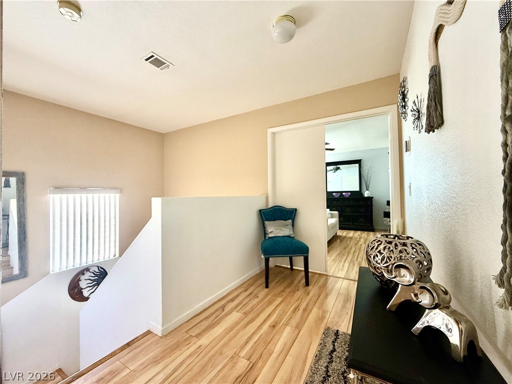 2305 Loggerhead Road Las Vegas NV 89117