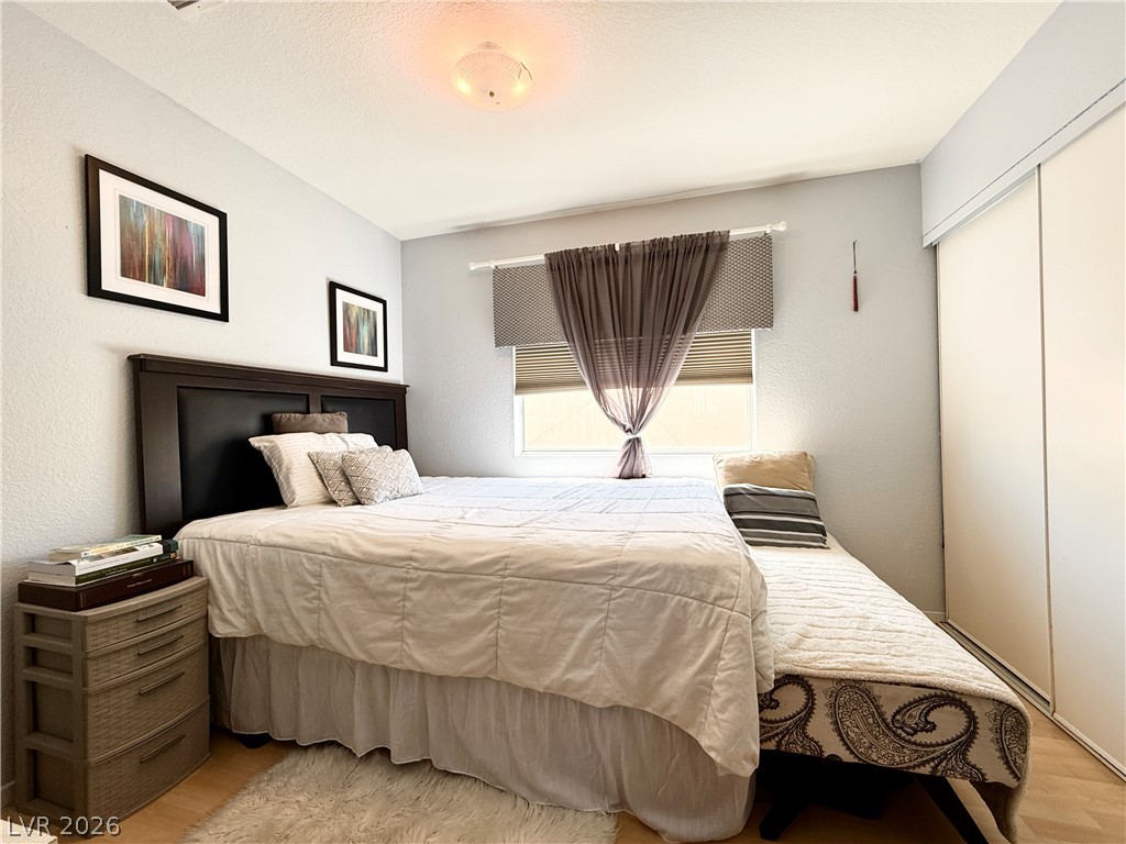 2305 Loggerhead Road Las Vegas NV 89117