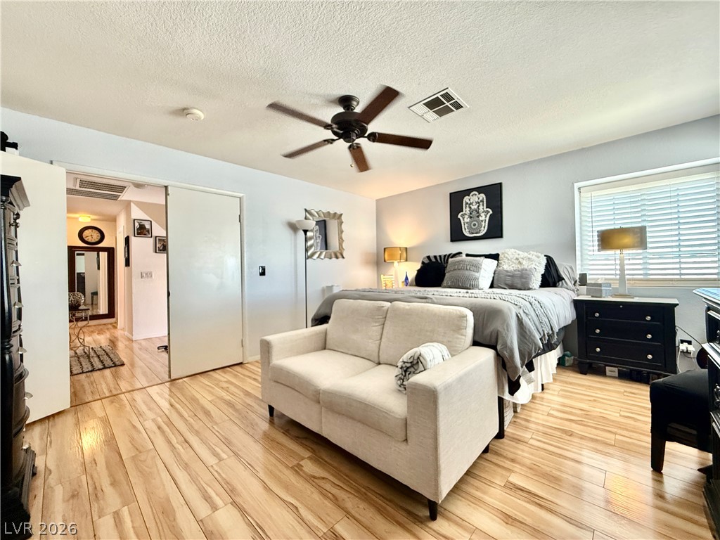 2305 Loggerhead Road Las Vegas NV 89117