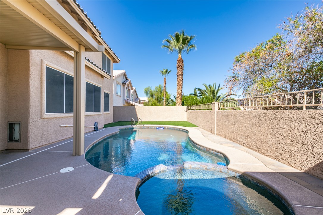 2000 Cedarcrest Court Las Vegas NV 89134
