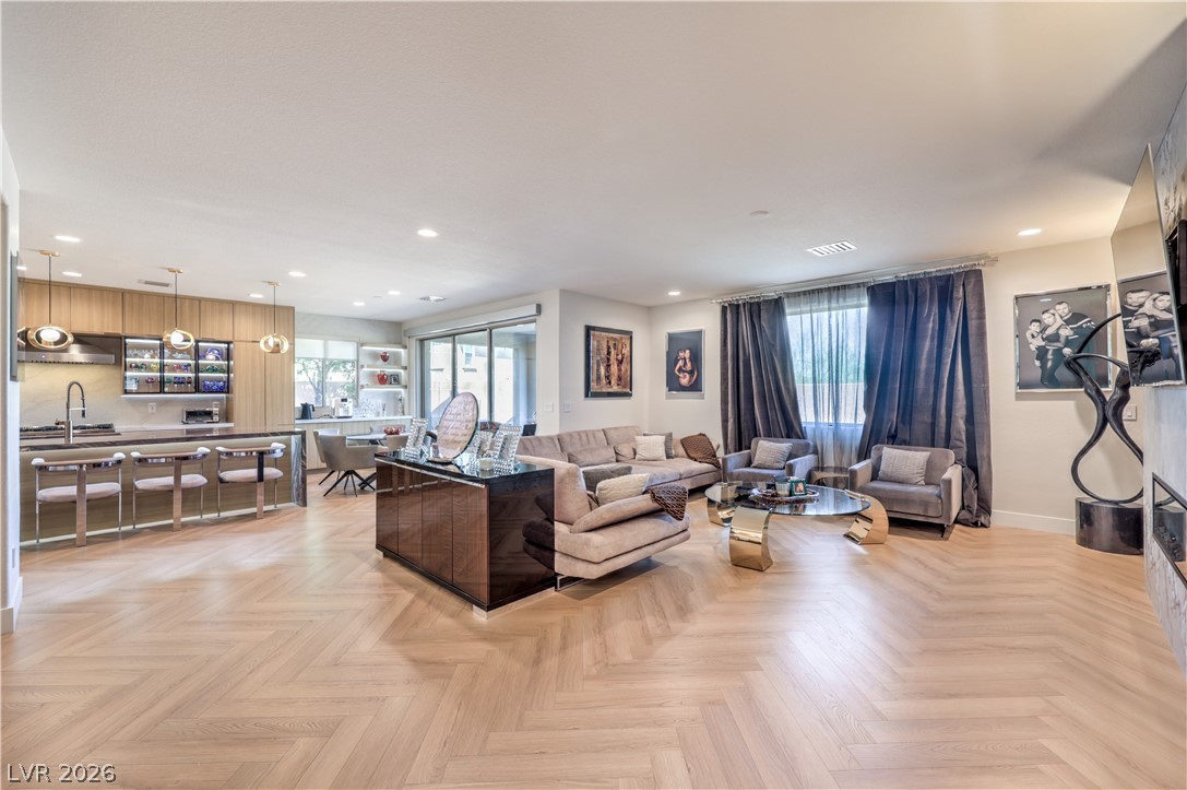 10470 Dove Meadow Way Las Vegas NV 89135