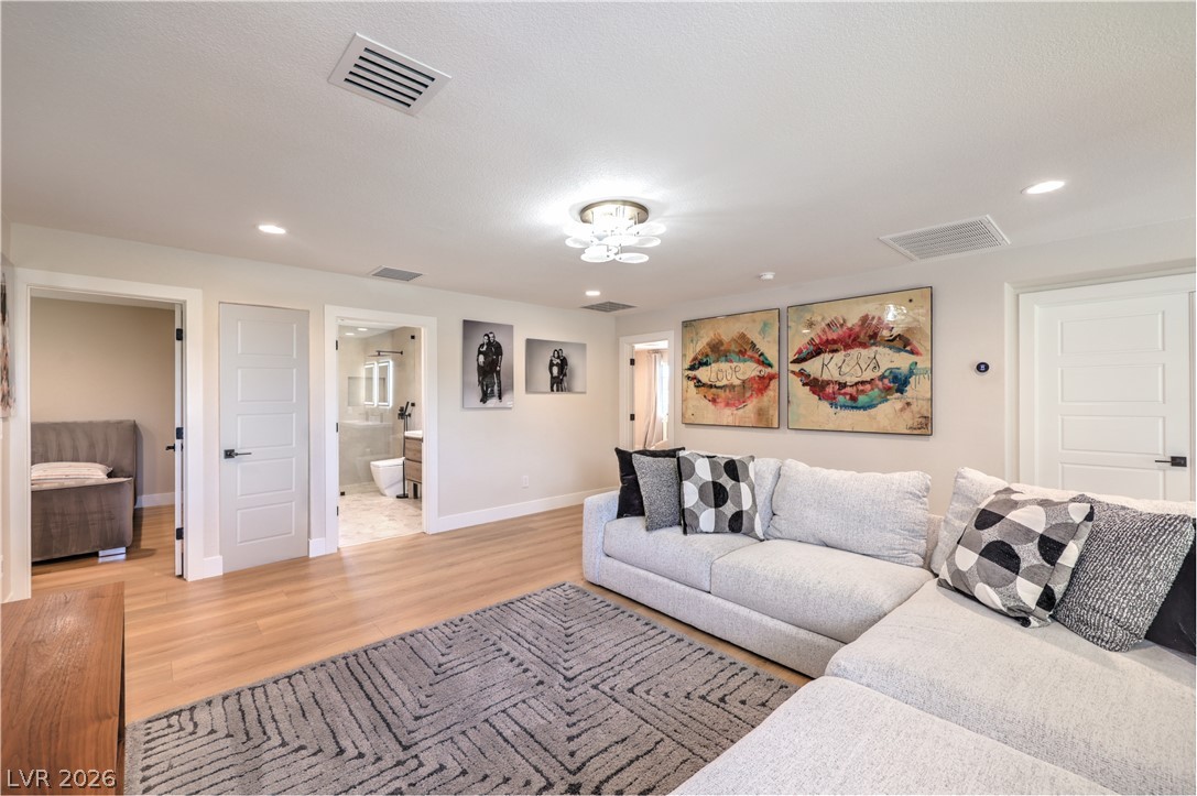 10470 Dove Meadow Way Las Vegas NV 89135