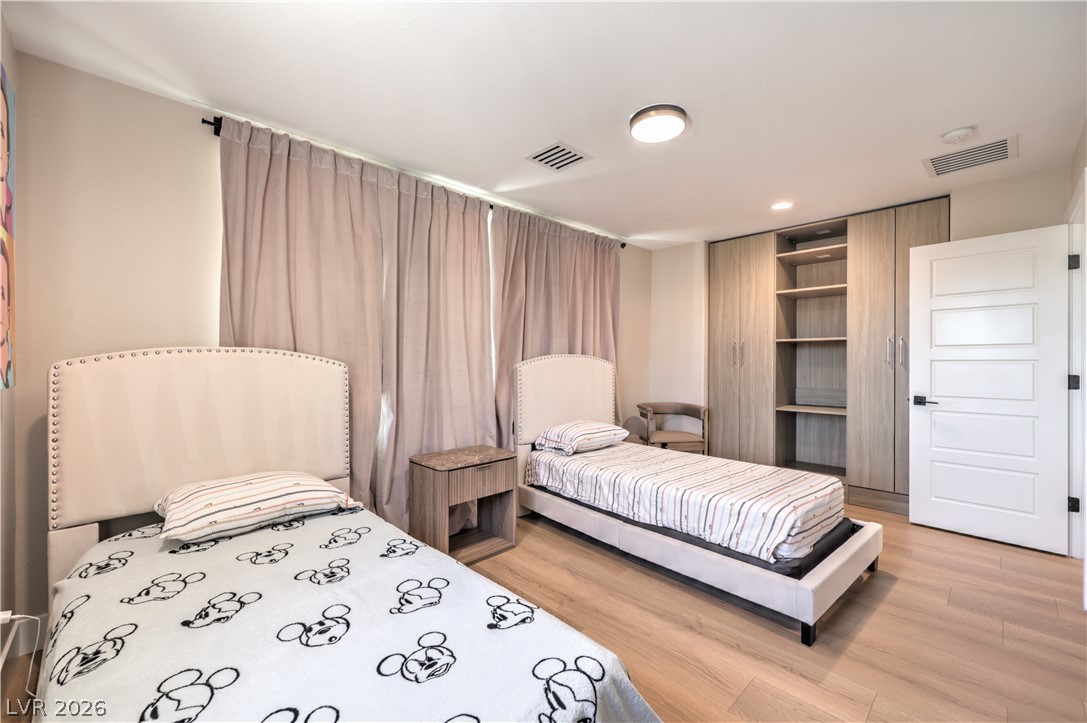 10470 Dove Meadow Way Las Vegas NV 89135