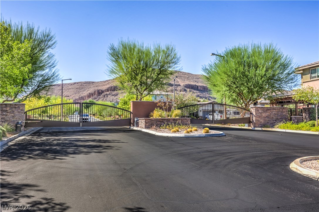 10470 Dove Meadow Way Las Vegas NV 89135