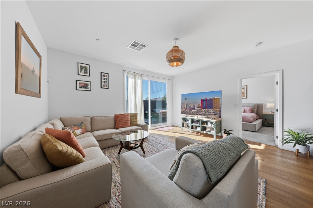 9411 Sequoia Ridge Avenue Las Vegas NV 89143