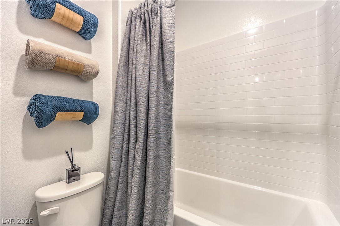 1821 Shondra Court North Las Vegas NV 89084