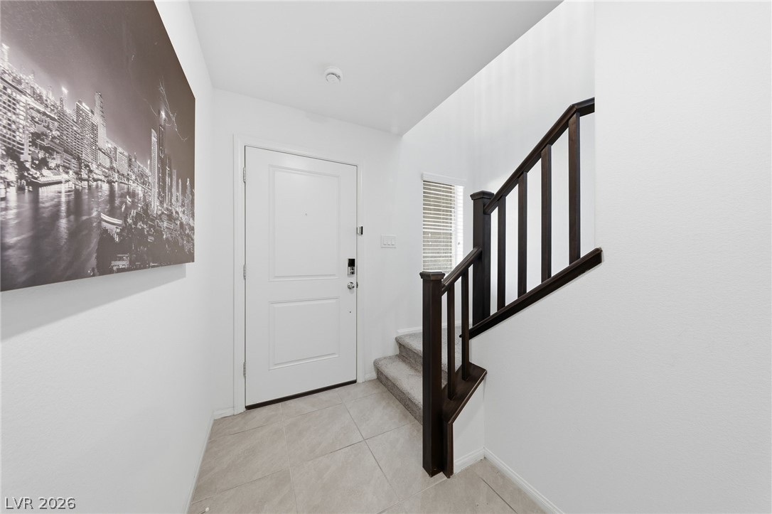 8038 Roughcut Avenue Las Vegas NV 89113