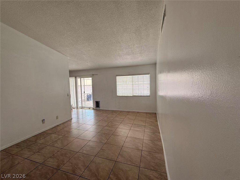 6357 Sparrow Lane Las Vegas NV 89103