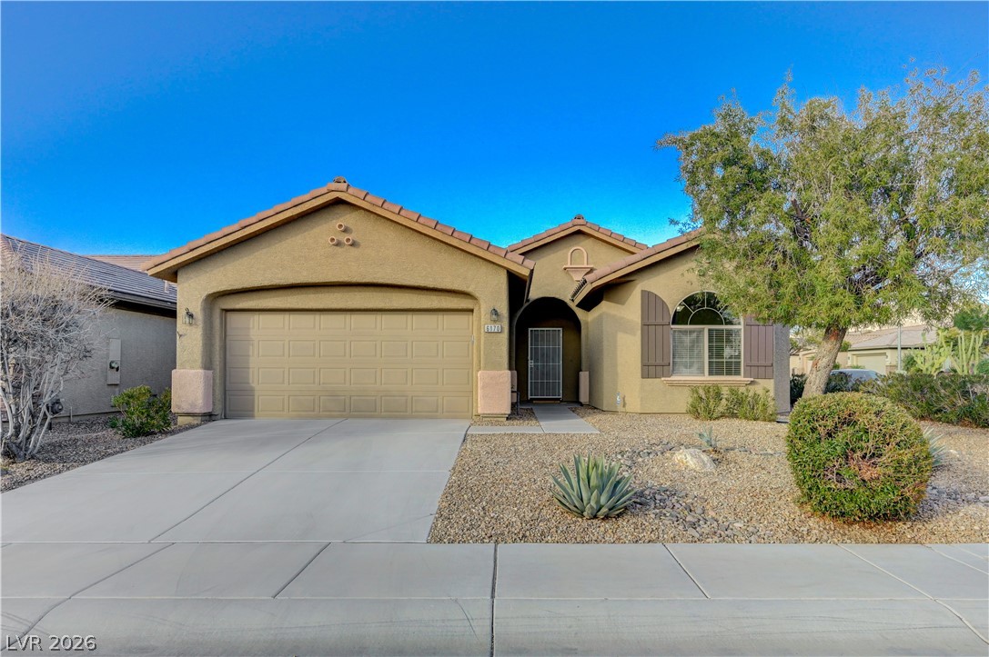 6170 Fox Creek Avenue Las Vegas NV 89122