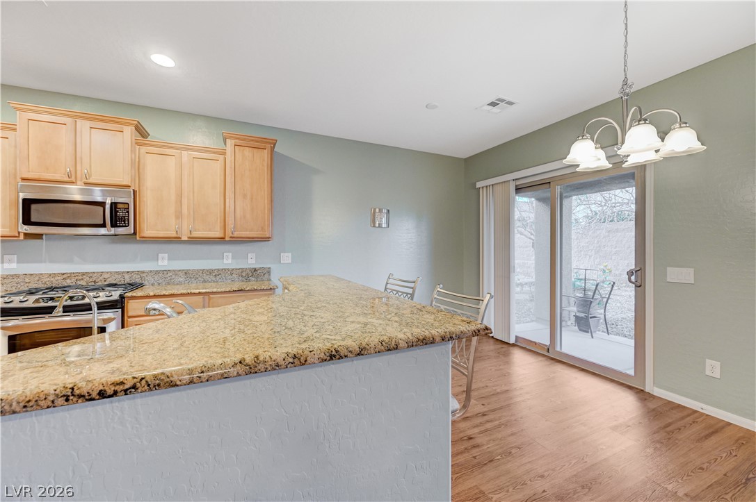 6170 Fox Creek Avenue Las Vegas NV 89122