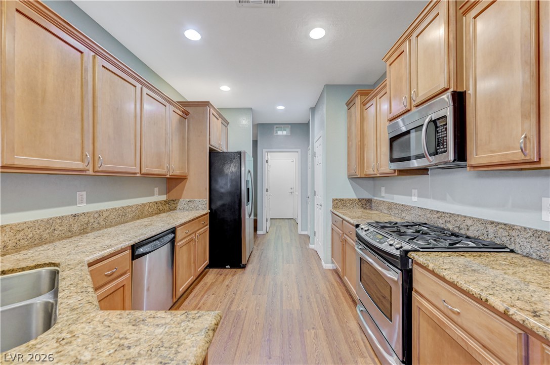 6170 Fox Creek Avenue Las Vegas NV 89122