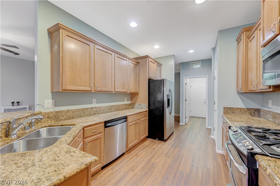 6170 Fox Creek Avenue Las Vegas NV 89122