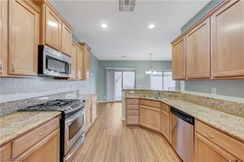 6170 Fox Creek Avenue Las Vegas NV 89122