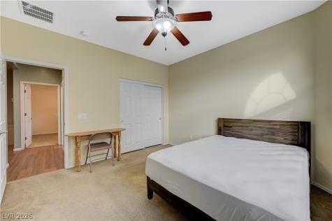 6170 Fox Creek Avenue Las Vegas NV 89122