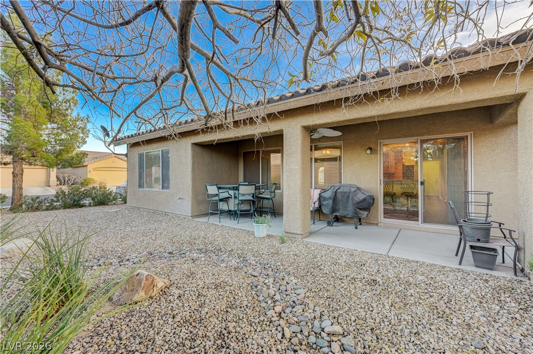 6170 Fox Creek Avenue Las Vegas NV 89122
