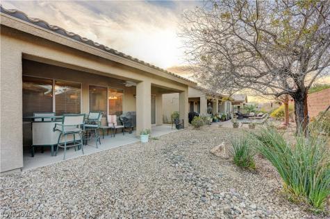 6170 Fox Creek Avenue Las Vegas NV 89122