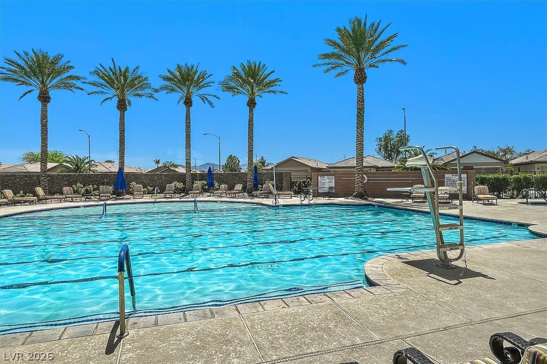 6170 Fox Creek Avenue Las Vegas NV 89122