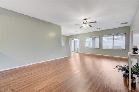 6170 Fox Creek Avenue Las Vegas NV 89122