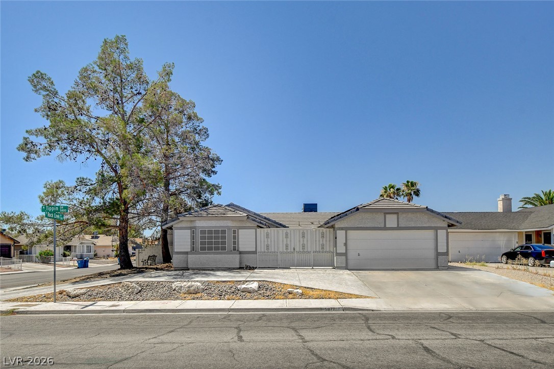 5877 Tippin Drive Las Vegas NV 89130