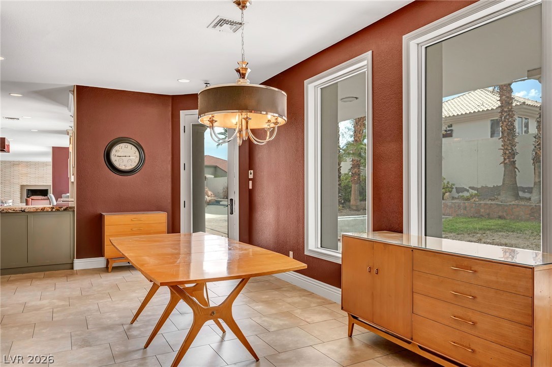 8113 Sapphire Bay Circle Las Vegas NV 89128