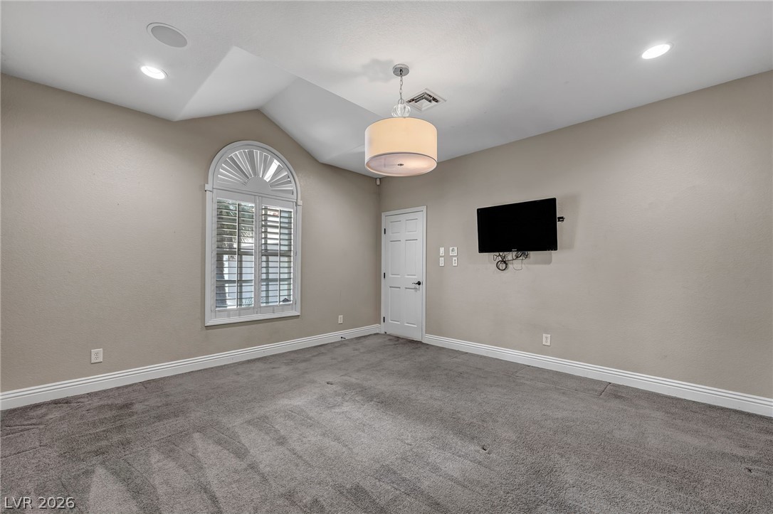 8113 Sapphire Bay Circle Las Vegas NV 89128