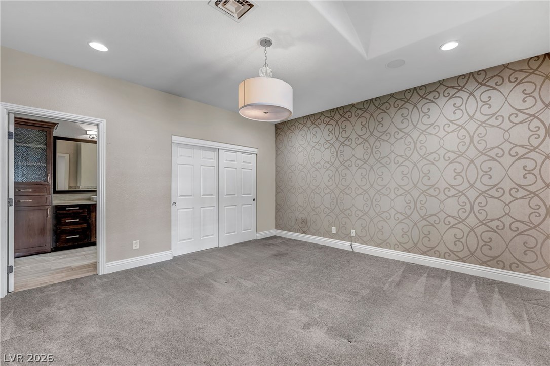 8113 Sapphire Bay Circle Las Vegas NV 89128