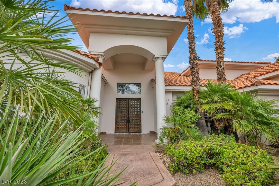 8113 Sapphire Bay Circle Las Vegas NV 89128