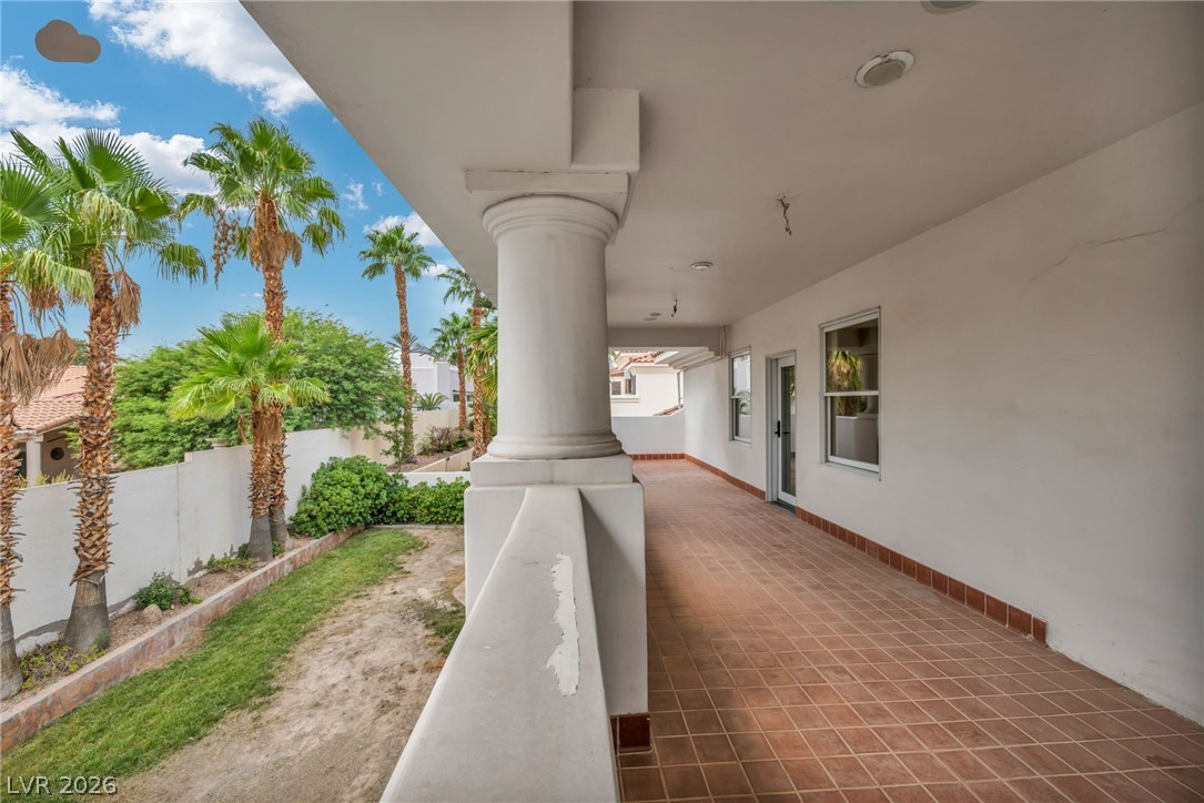 8113 Sapphire Bay Circle Las Vegas NV 89128