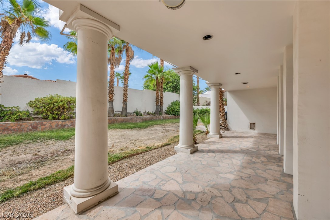 8113 Sapphire Bay Circle Las Vegas NV 89128