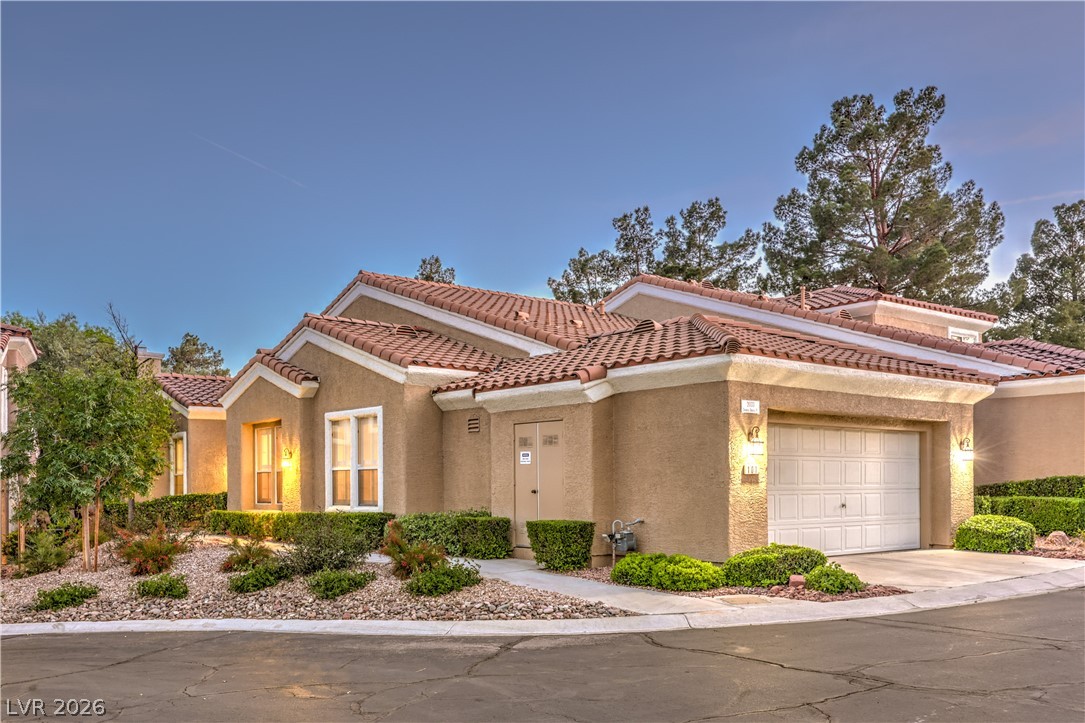 2033 Summer Spruce Place 101 Las Vegas NV 89134