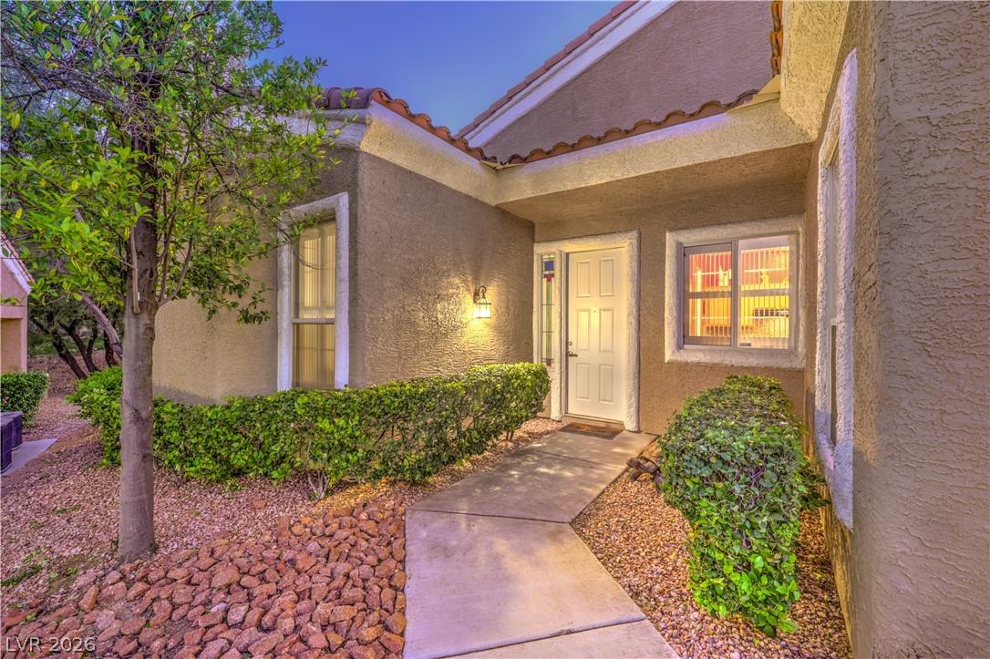 2033 Summer Spruce Place 101 Las Vegas NV 89134