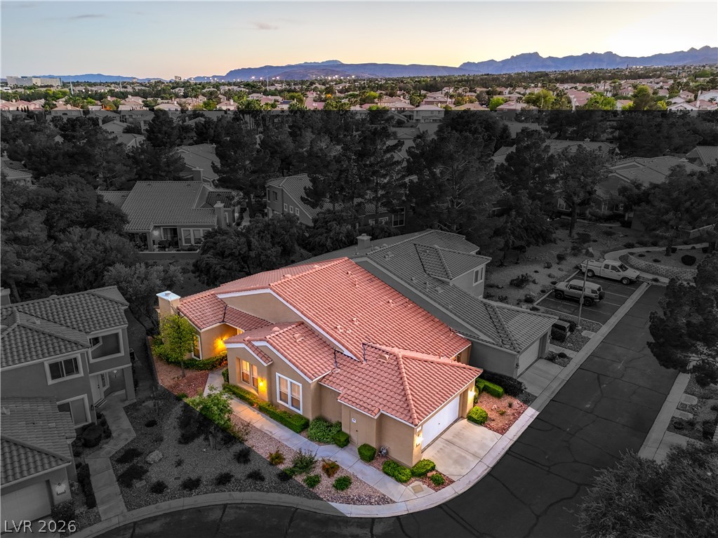 2033 Summer Spruce Place 101 Las Vegas NV 89134