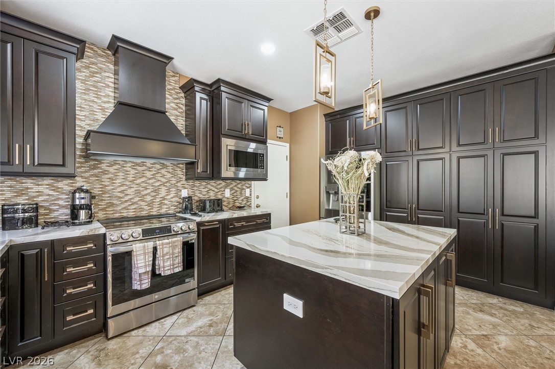 3040 Stratmoor Hills Avenue Henderson NV 89052