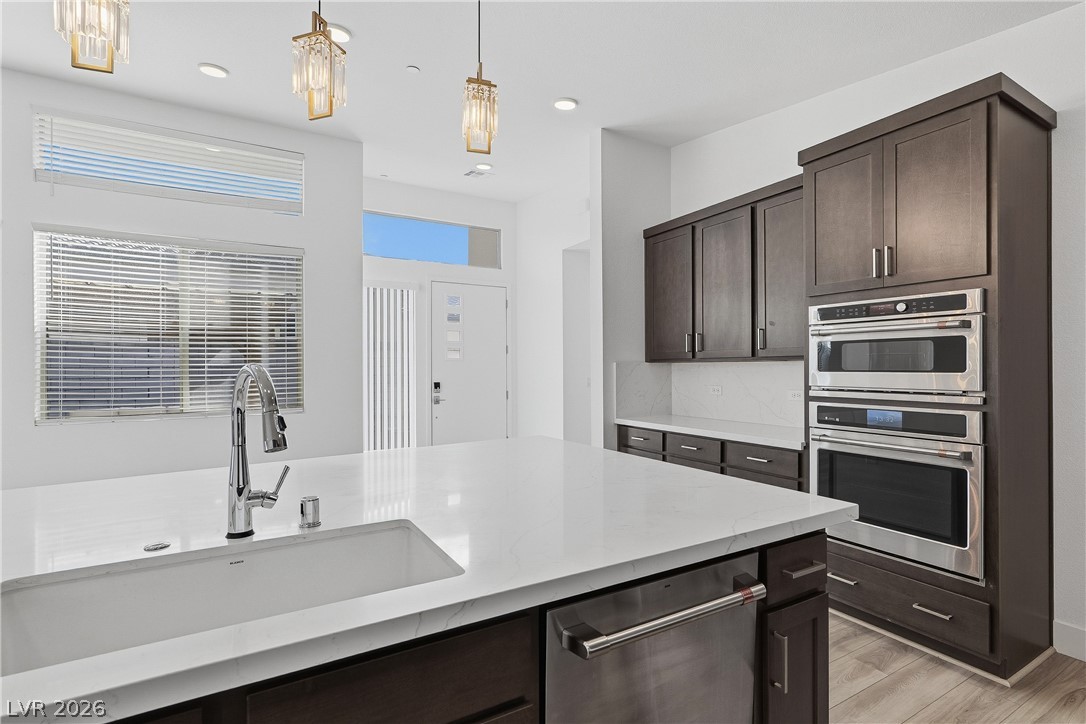 9958 Egan Valley Street Las Vegas NV 89166
