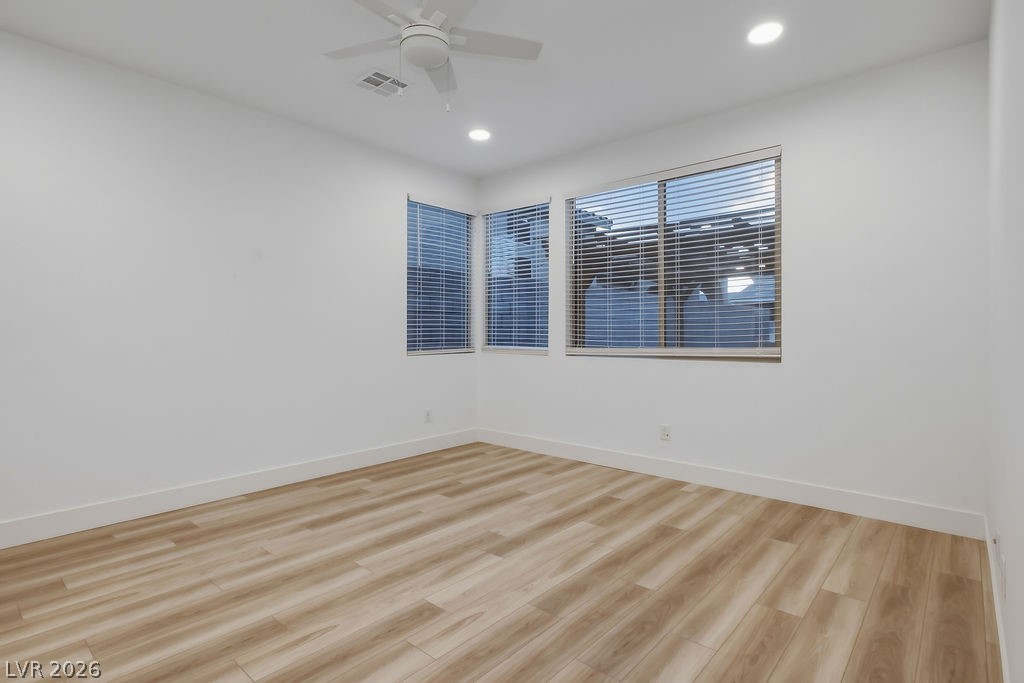 9958 Egan Valley Street Las Vegas NV 89166