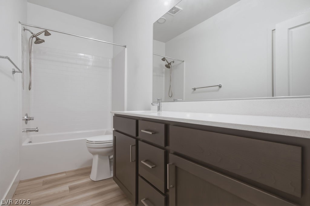 9958 Egan Valley Street Las Vegas NV 89166