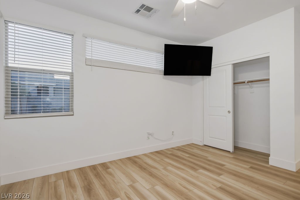 9958 Egan Valley Street Las Vegas NV 89166