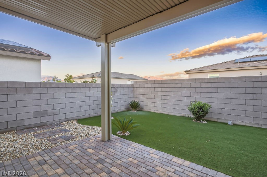 9958 Egan Valley Street Las Vegas NV 89166