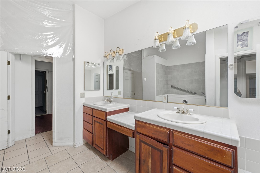 6325 Woodstock Court Las Vegas NV 89118