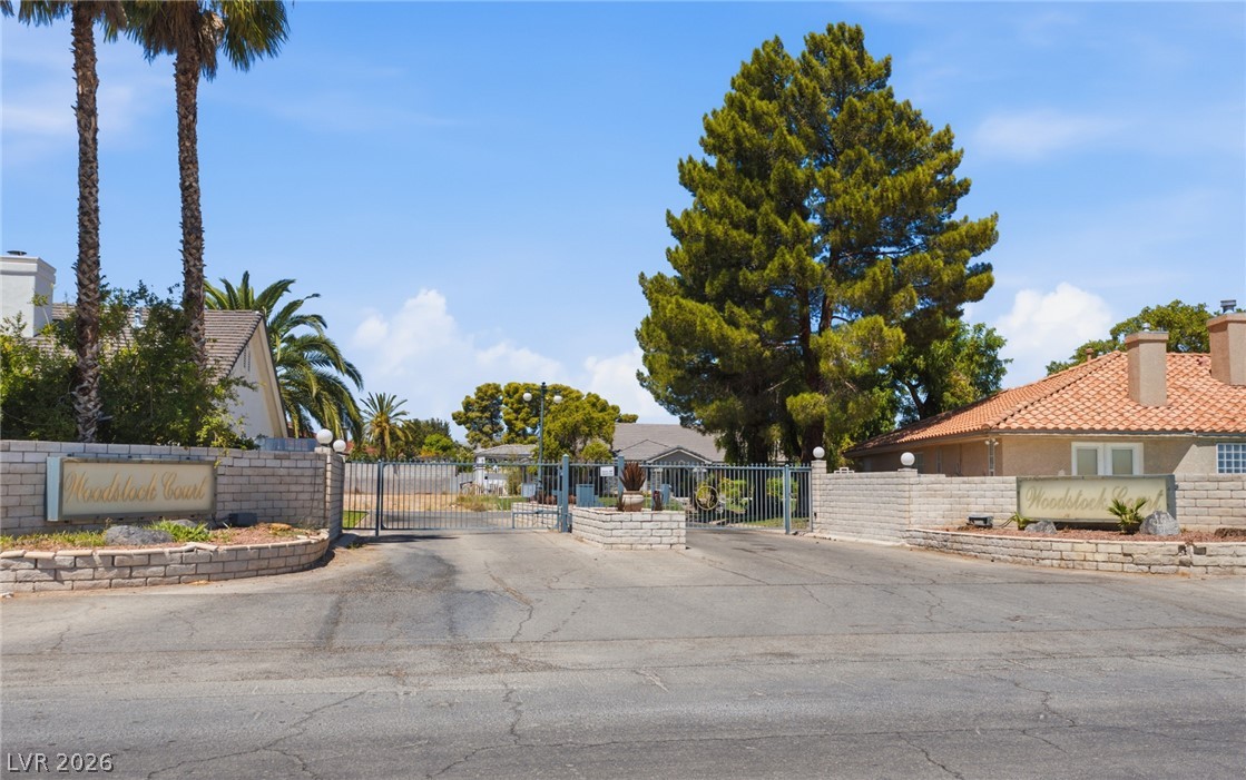 6325 Woodstock Court Las Vegas NV 89118