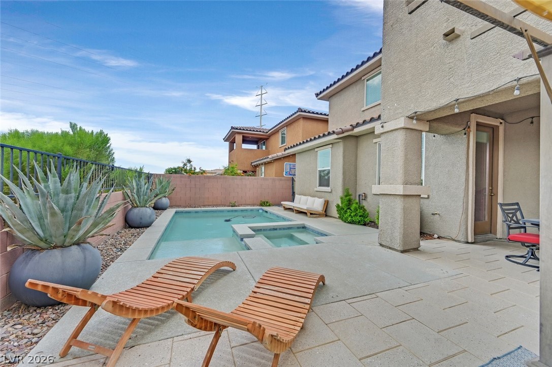 2486 Dragon Fire Lane Henderson NV 89052