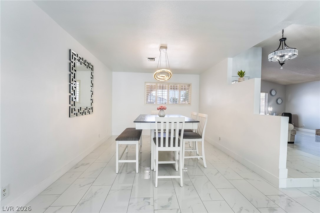 3983 Redwood Street Las Vegas NV 89103