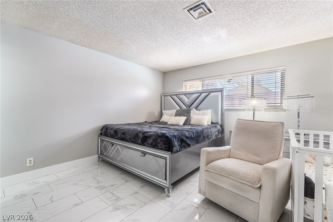 3983 Redwood Street Las Vegas NV 89103