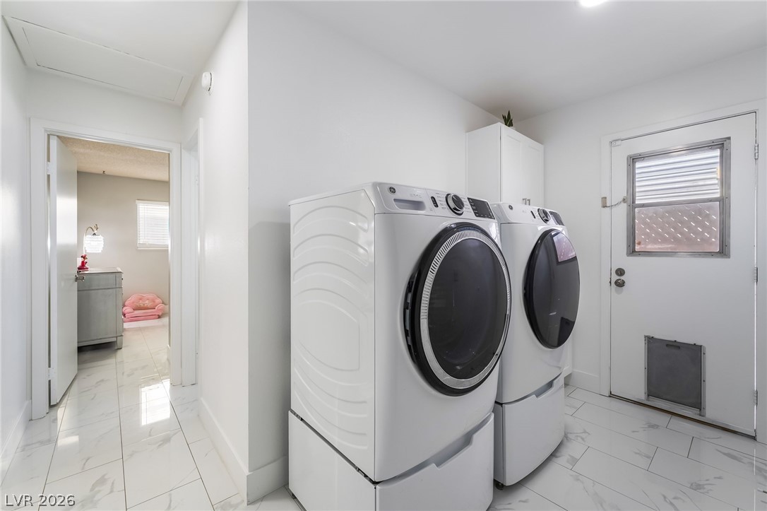 3983 Redwood Street Las Vegas NV 89103