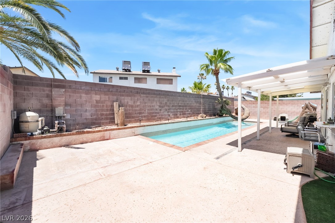 3983 Redwood Street Las Vegas NV 89103