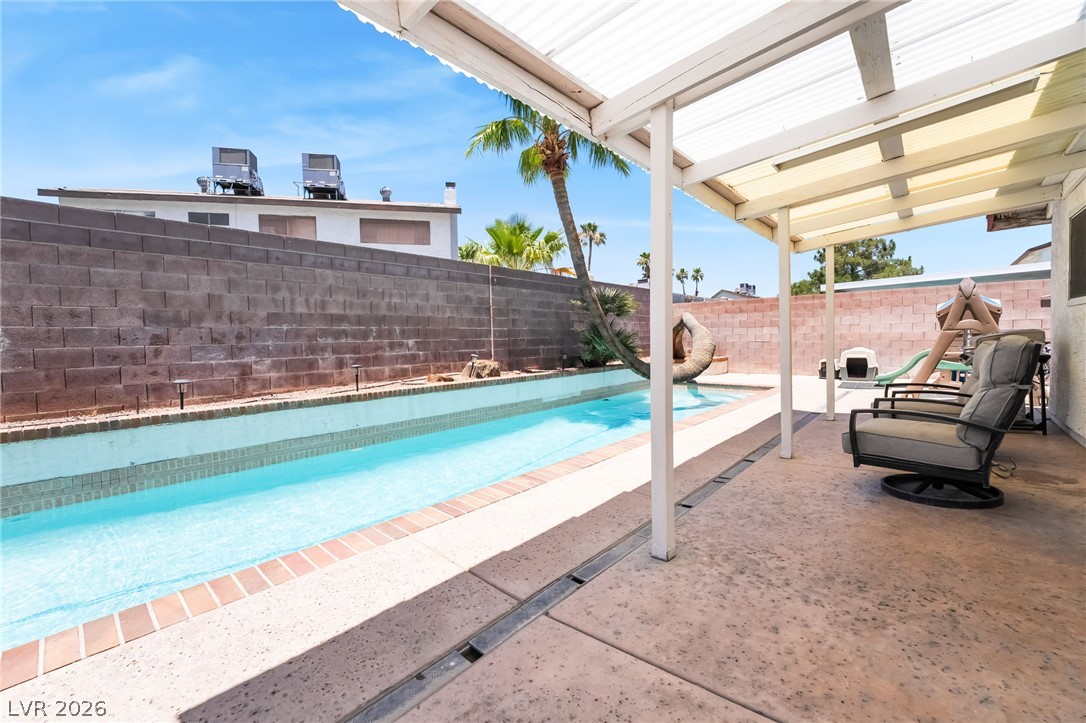 3983 Redwood Street Las Vegas NV 89103